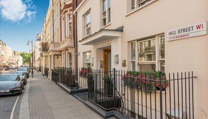 Studio To Rent In Hill Street, Mayfair, London, W1J
