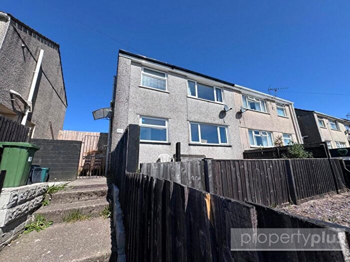 3 Bedroom Semi Detached House For Sale In Heol Y Mynydd, Hendreforgan, Gilfach Goch, Porth, CF39