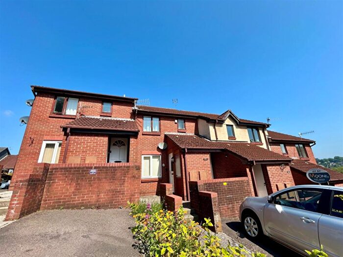 1 Bedroom Flat To Rent In School Hill, Chepstow, NP16