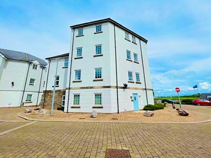 2 Bedroom Apartment To Rent In Eastcliff, Portishead, BS20