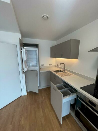 1 Bedroom Flat To Rent In Abbey Road, IG11