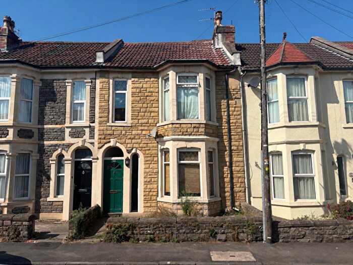 2 Bedroom House For Sale In Morse Road, Bristol, BS5