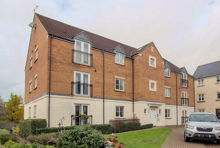 2 Bedroom Flat To Rent In Blease Close, Trowbridge, BA14