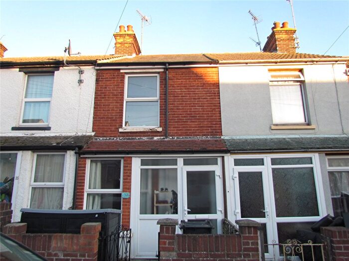 2 Bedroom Terraced House To Rent In Birch Avenue, Dovercourt, Essex, CO12