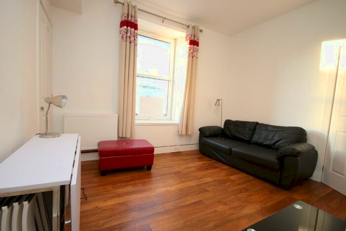 1 Bedroom Flat To Rent In Hardgate, Holburn, Aberdeen, AB11