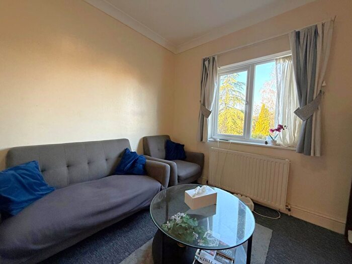 2 Bedroom Semi Detached House To Rent In Headstone Lane, North Harrow, HA2