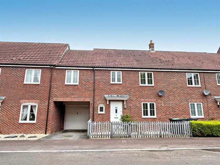 3 Bedroom Terraced House To Rent In Honeymead Lane, Sturminster Newton, DT10
