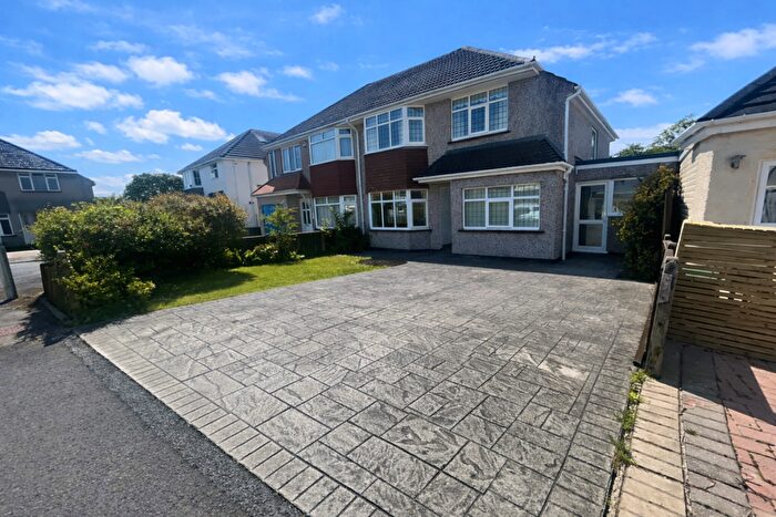 3 Bedroom Semi-Detached House For Sale In Wentworth Crescent, Mayals, Swansea, SA3