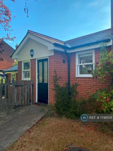 1 Bedroom Flat To Rent In Gainsborough Road, Ipswich, IP4