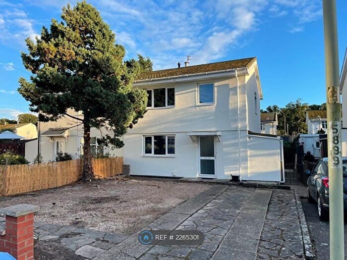 5 Bedroom Semi-Detached House To Rent In Rachel Close, Norwich, NR5