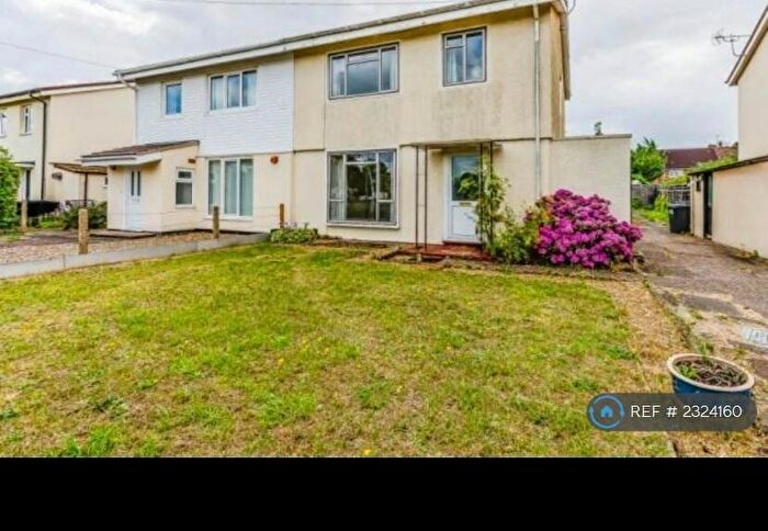 3 Bedroom Semi-Detached House To Rent In Byron Square, Trumpington, Cambridge, CB2