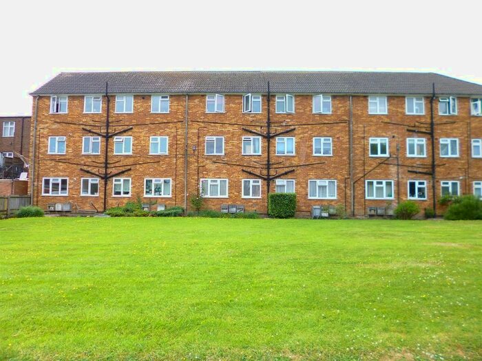 Studio To Rent In Manor Court, Mutton Lane, Potters Bar, EN6