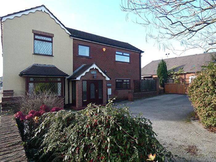 4 Bedroom Semi-Detached House For Sale In Main Street, Stretton, Burton-On-Trent, DE13