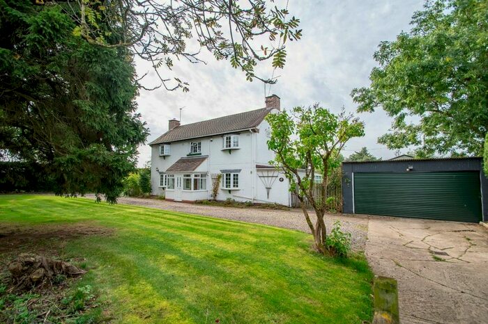 4 Bedroom Detached House For Sale In Bouts Lane, Holberrow Green, Redditch, Worcestershire, B96