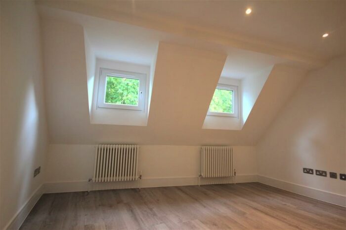 1 Bedroom Apartment To Rent In Hackney Road, London, E2
