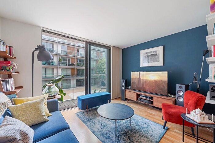 1 Bedroom Flat To Rent In Highbury Stadium Square, London, N5