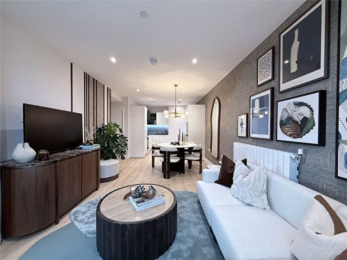 2 Bedroom Flat To Rent In Southlake Road, London, SE28