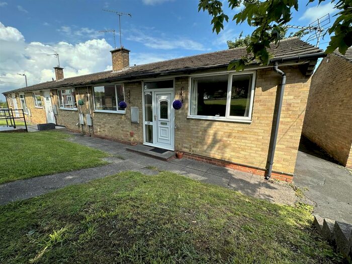 2 Bedroom Detached Bungalow For Sale In Gresley Woodlands, Church Gresley, Swadlincote, DE11