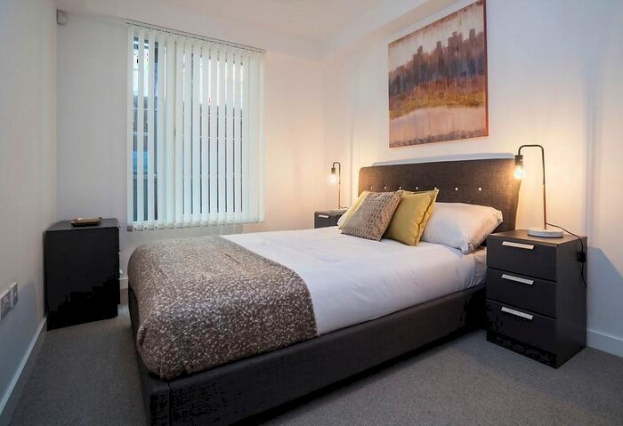 2 Bedroom Flat To Rent In Leaf Street, Manchester, M15