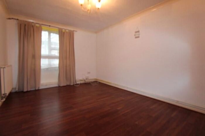 1 Bedroom Flat To Rent In Milwards, Harlow, Essex, CM19