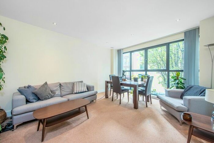 2 Bedroom Flat To Rent In Vyner Street, London, E2