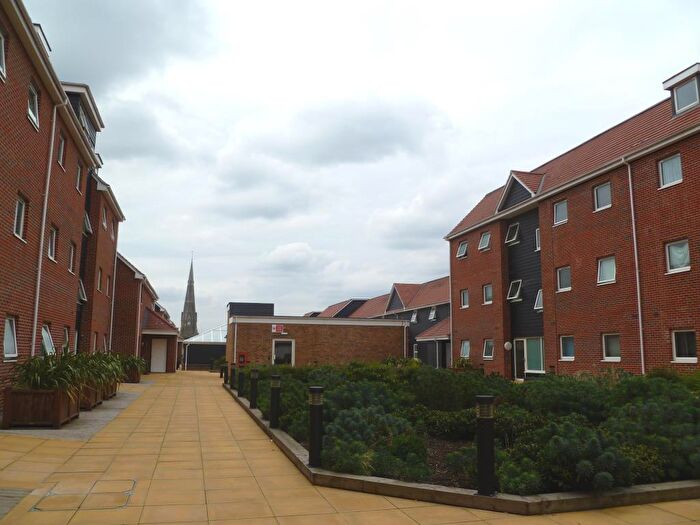 2 Bedroom Flat To Rent In Nayland Court, Market Place, Romford, Essex, RM1