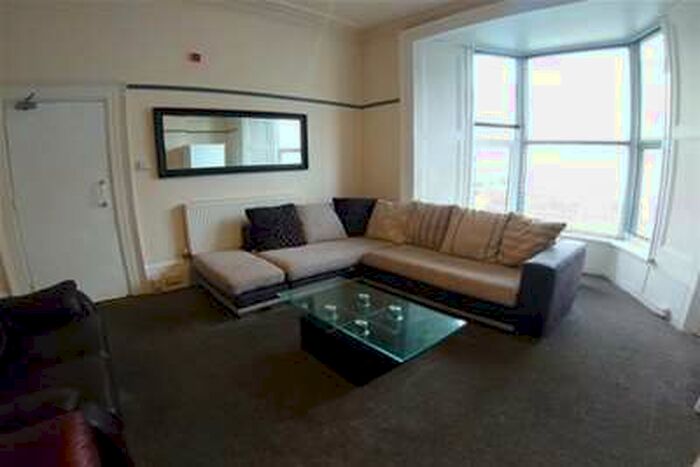 10 Bedroom Terraced House To Rent In Woodland Terrace, Plymouth *available With Zero Deposit Guarantee*, PL4