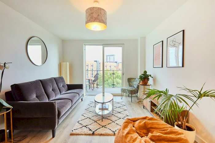 2 Bedroom Apartment To Rent In Quarry Building, Middlewood Locks, M5