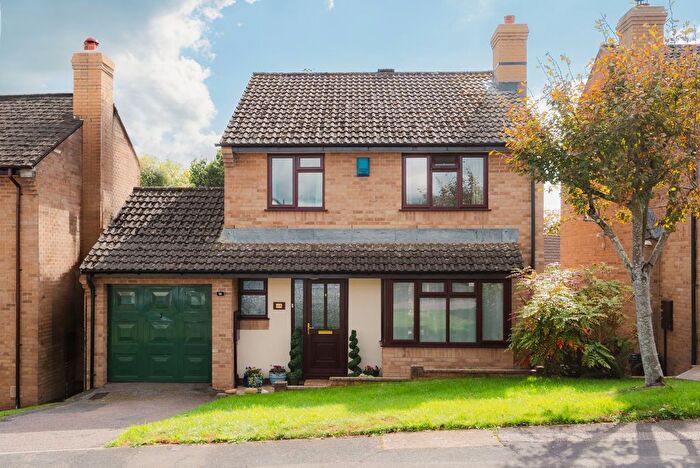 4 Bedroom Detached House For Sale In Beech Park, Crediton, EX17