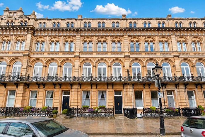 2 Bedroom Flat For Sale In Victoria Square, Heart Of Clifton Village, BS8