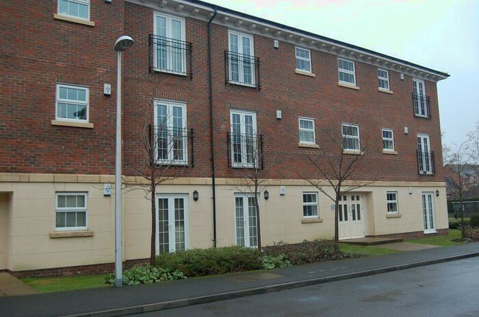 2 Bedroom Flat To Rent In Jago Court Newbury, RG14