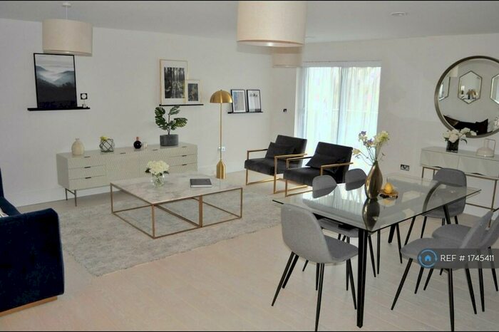 2 Bedroom Flat To Rent In Rossetti Court, London, N6