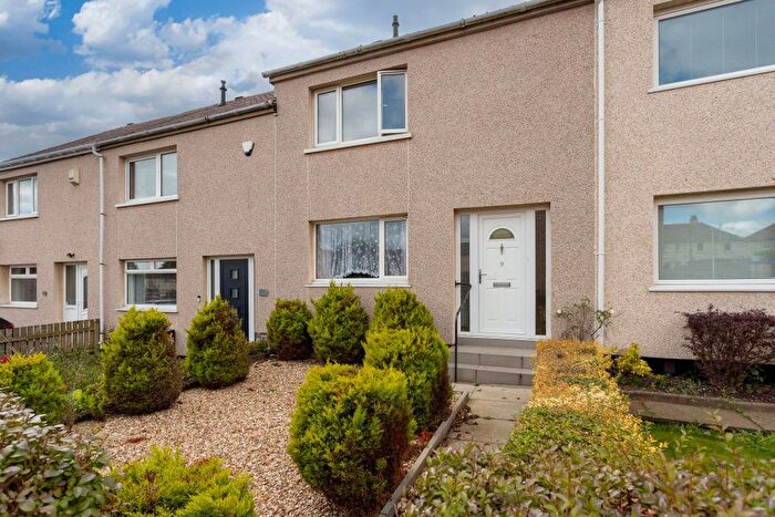 2 Bedroom Terraced House For Sale In Tweed Avenue, Kirkcaldy, Fife, KY1
