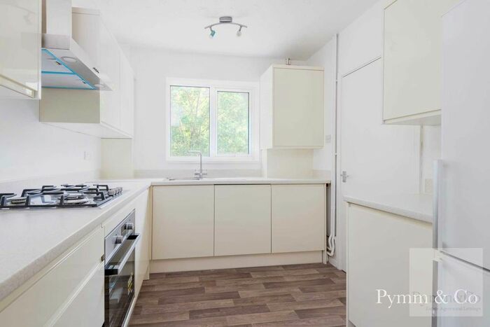 3 Bedroom Flat To Rent In Rosedale Crescent, Norwich, NR1