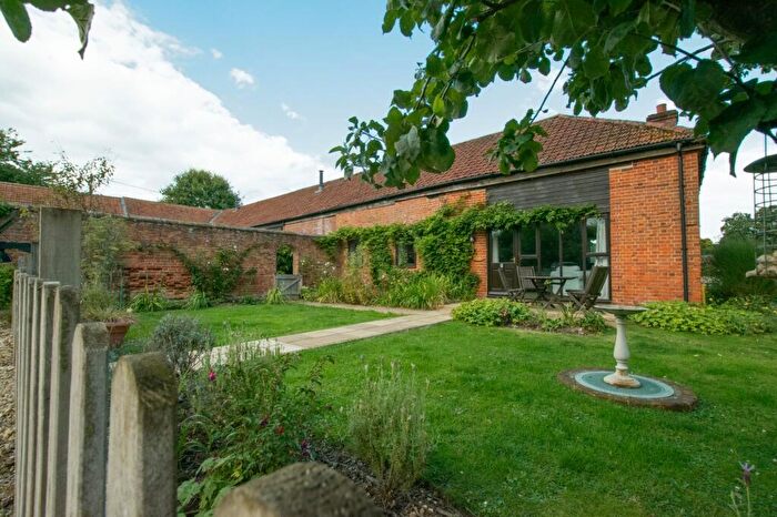 11 Bedroom Barn For Sale In Wickmere, NR11