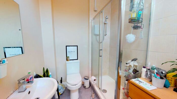 6 Bedroom House To Rent In No Longer Needed, LE11