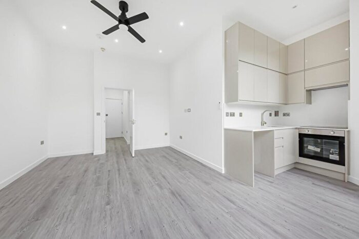 1 Bedroom Flat To Rent In Canfield Gardens, South Hampstead, NW6