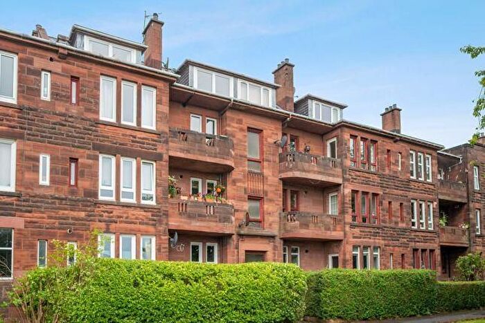 2 Bedroom Flat To Rent In Great Western Road, Anniesland, G13