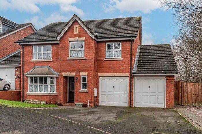 5 Bedroom Detached House For Sale In Foxholes Lane, Callow Hill, Redditch, Worcestershire, B97