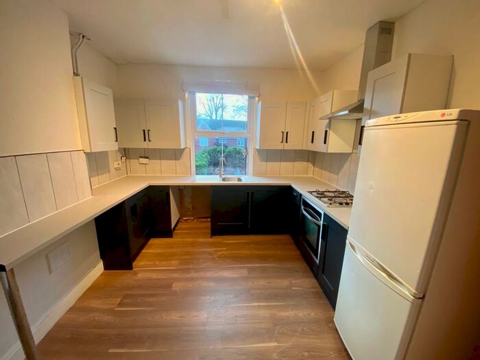 2 Bedroom Apartment To Rent In Water Lane, Radcliffe-On-Trent, NG12