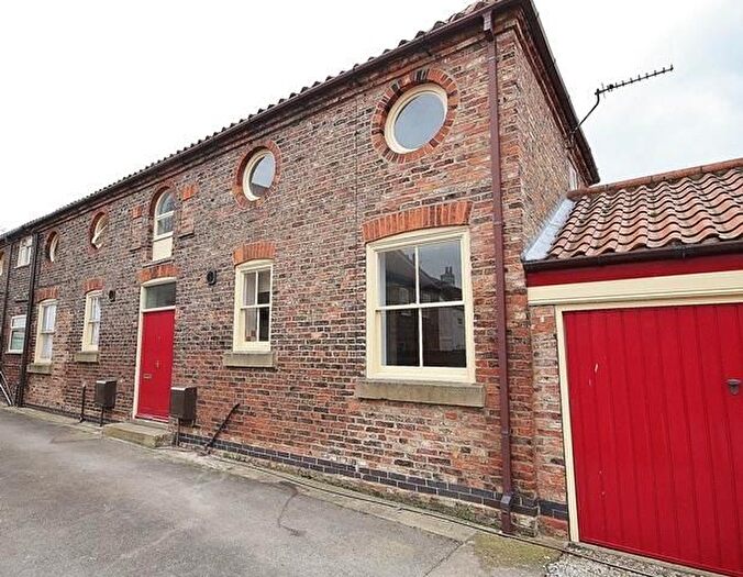 2 Bedroom Semi-Detached House To Rent In Main Street, Hemingbrough, Selby, YO8