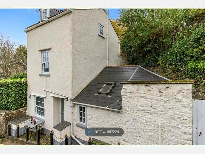 2 Bedroom Detached House To Rent In Moat Hill, Totnes, TQ9