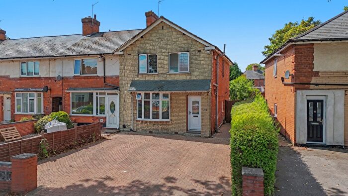 3 Bedroom End Of Terrace House For Sale In Mapleton Road, Birmingham, B28