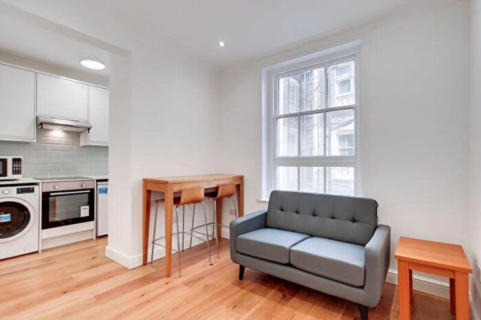 1 Bedroom Flat To Rent In Victoria Chambers, Paul Street, London, EC2A