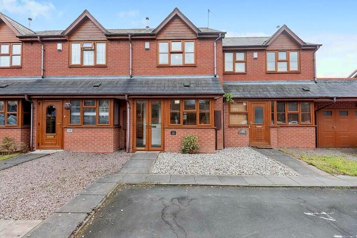 2 Bedroom Property To Rent In Halesowen Road, Cradley Heath, B64