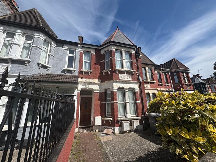 Studio To Rent In St Anns Road, Harringay, N15