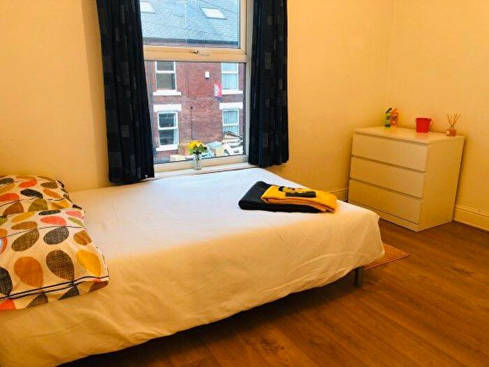 5 Bedroom Terraced House To Rent In Pomona Street, Sheffield, South Yorkshire, S11