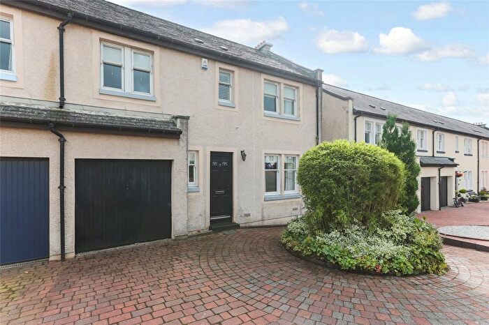 4 Bedroom End Of Terrace House For Sale In Mccrorie Place, Kilbarchan, Johnstone, Renfrewshire, PA10