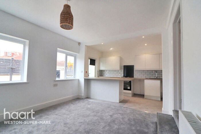 2 Bedroom Apartment For Sale In Charlton Road, Weston-Super-Mare, BS23
