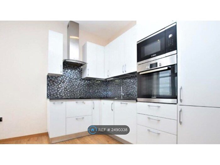 2 Bedroom Flat To Rent In New Enterprise House, London, RM6